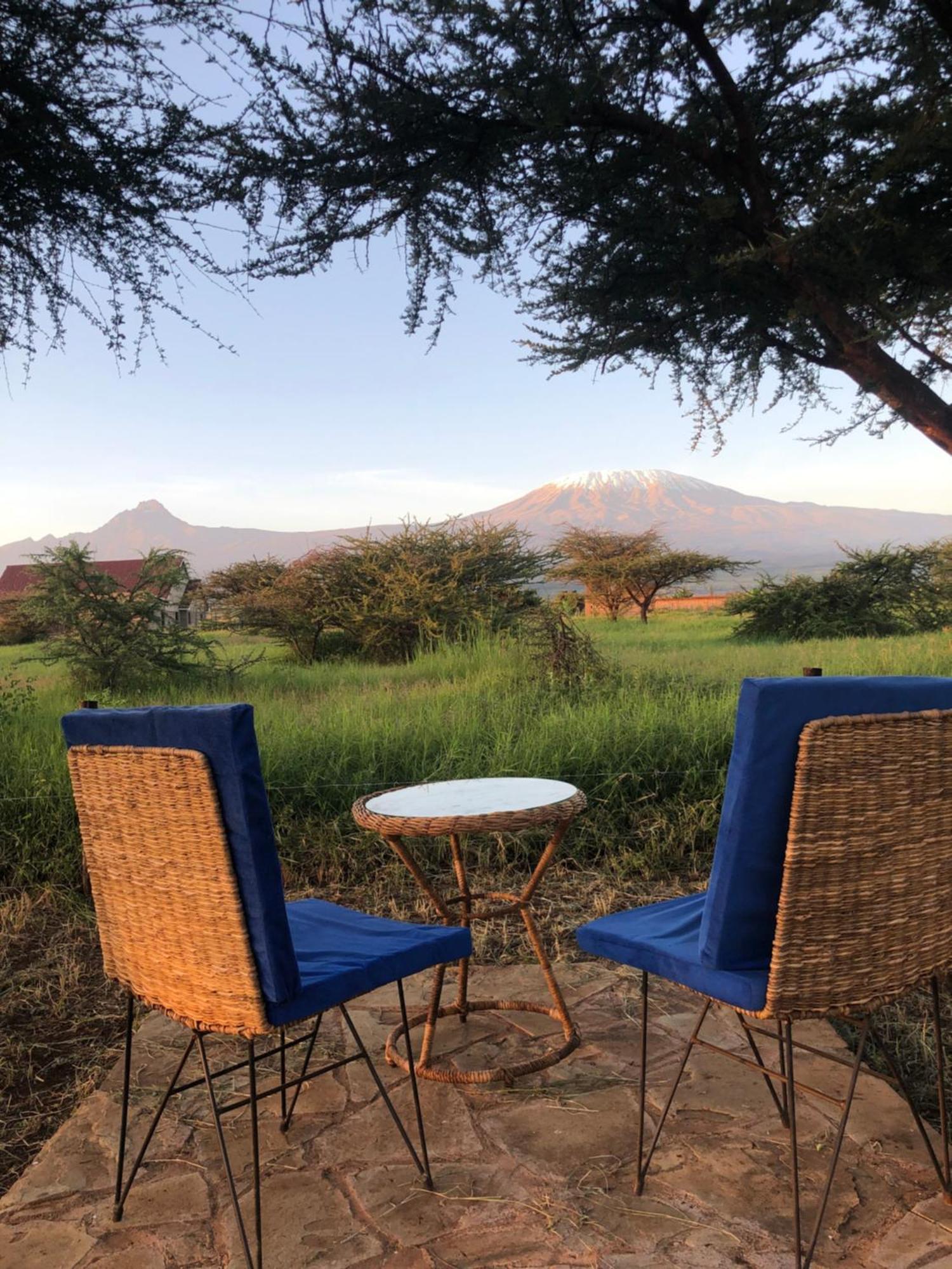 Amboseli Cultural Camping Екстериор снимка